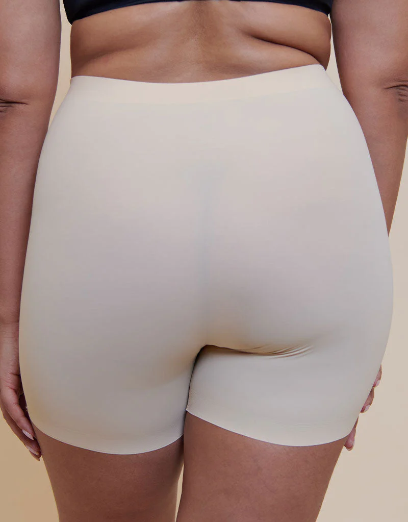 Magic Maxi Sexy Firm Control Short Latte Beige - Image 2